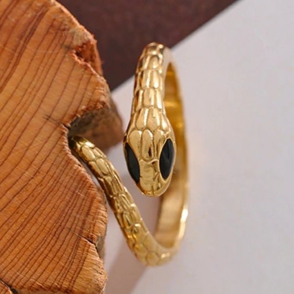 NEW 18K Gold Plated Snake Serpent Ring - Picture 3 of 6